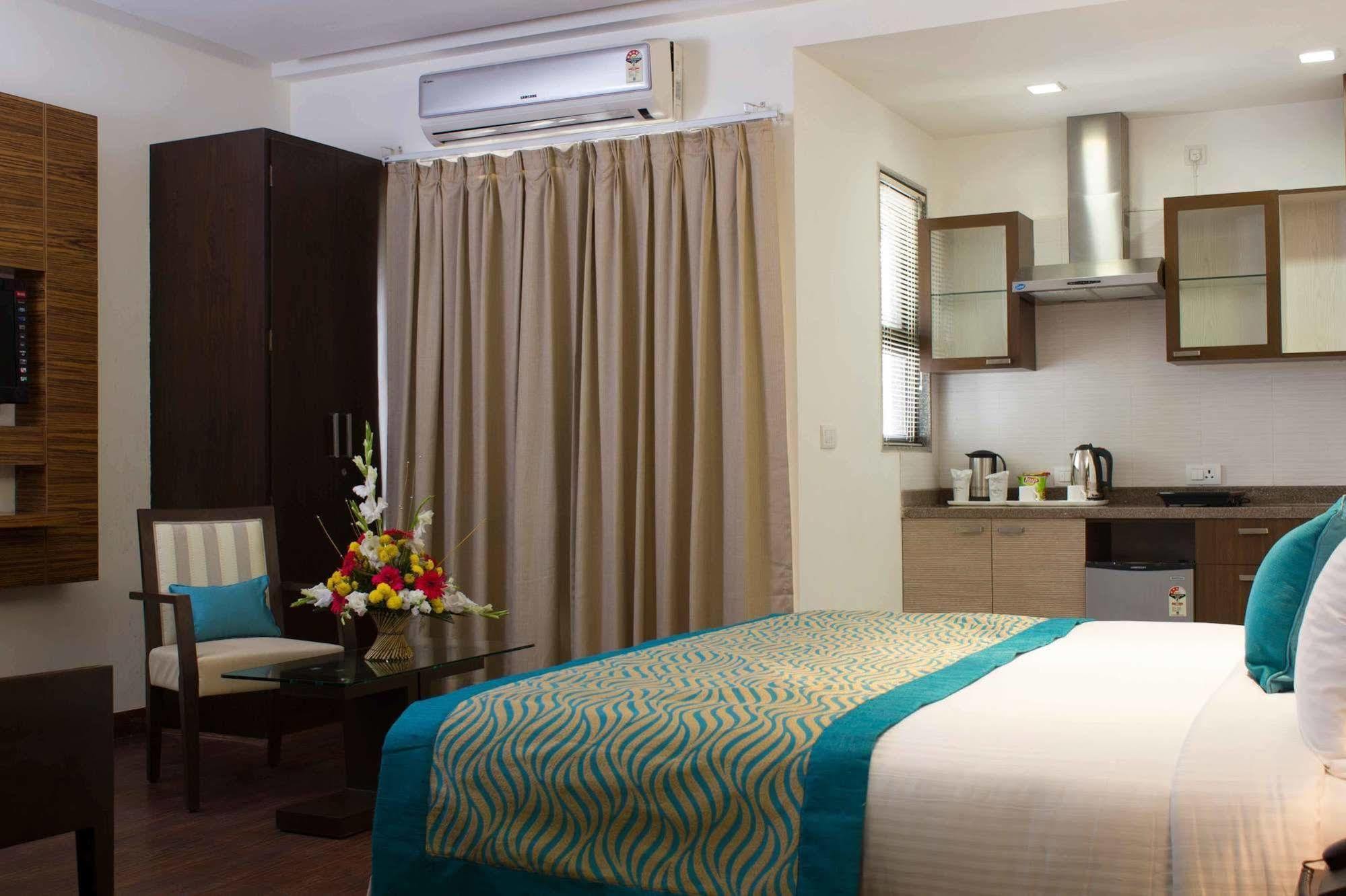Stately Suites Mg Road Gurgaon Zewnętrze zdjęcie